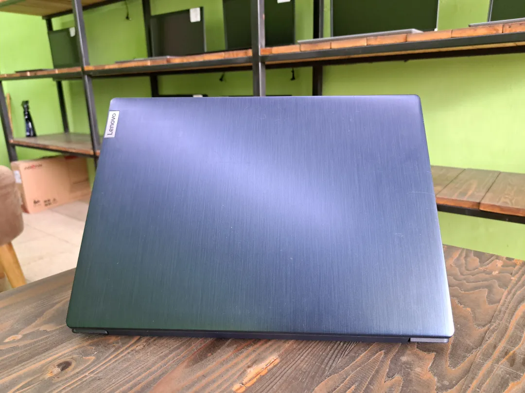 IDEAPAD SLIM 3 foto 3