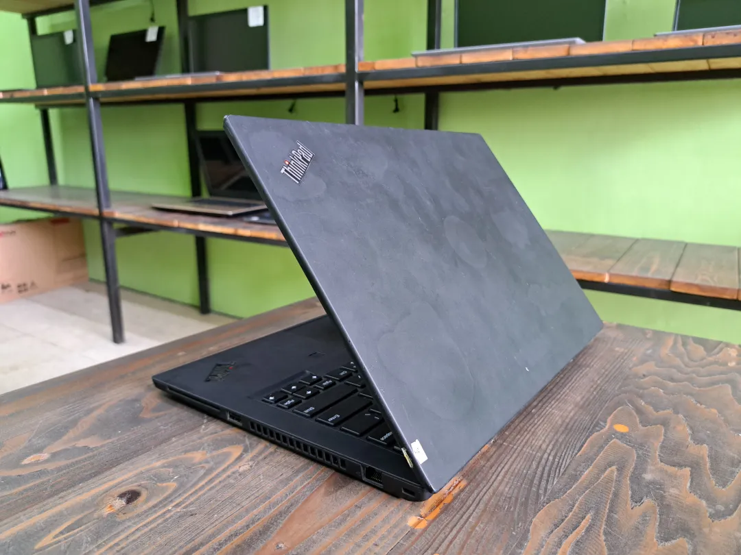 T490 TOUCHSCREEN foto 4