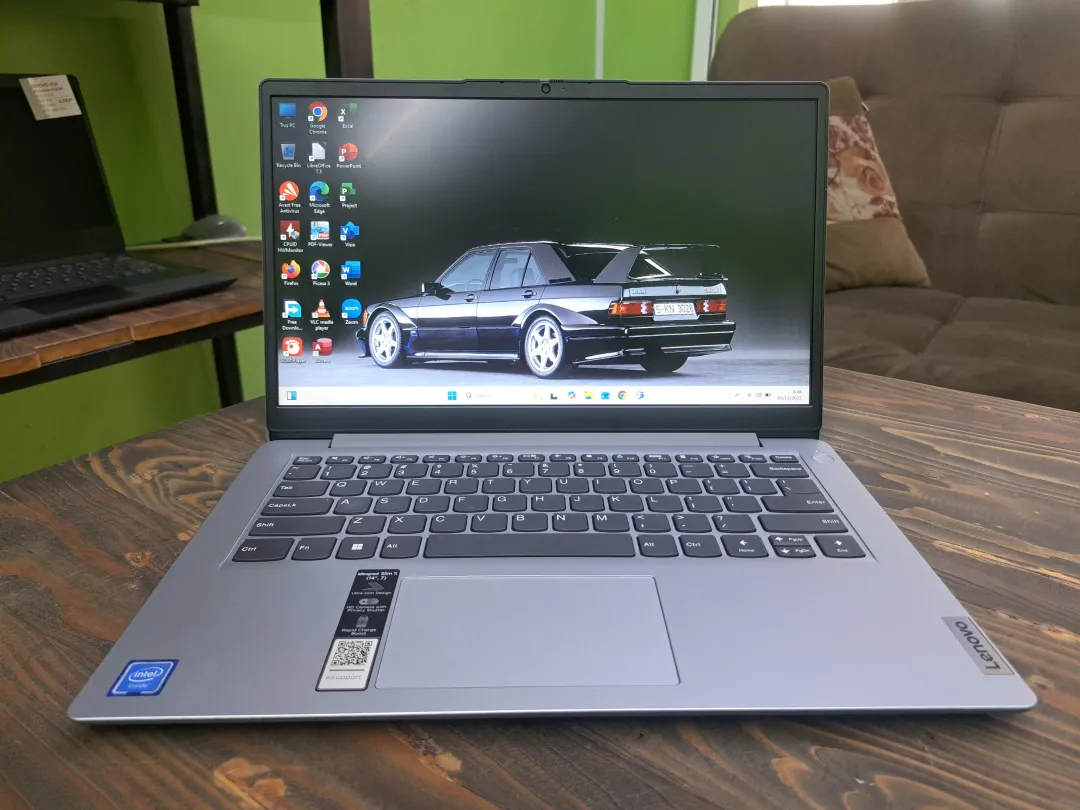 Lenovo IDEAPAD SLIM 1i