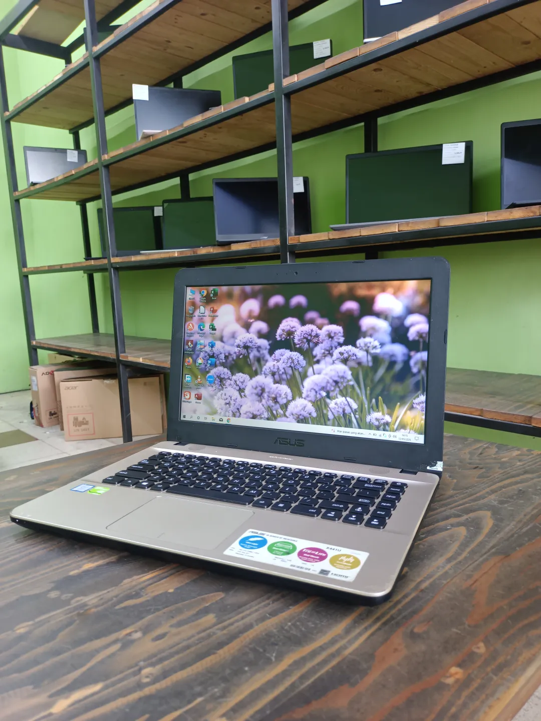 Asus X441U
