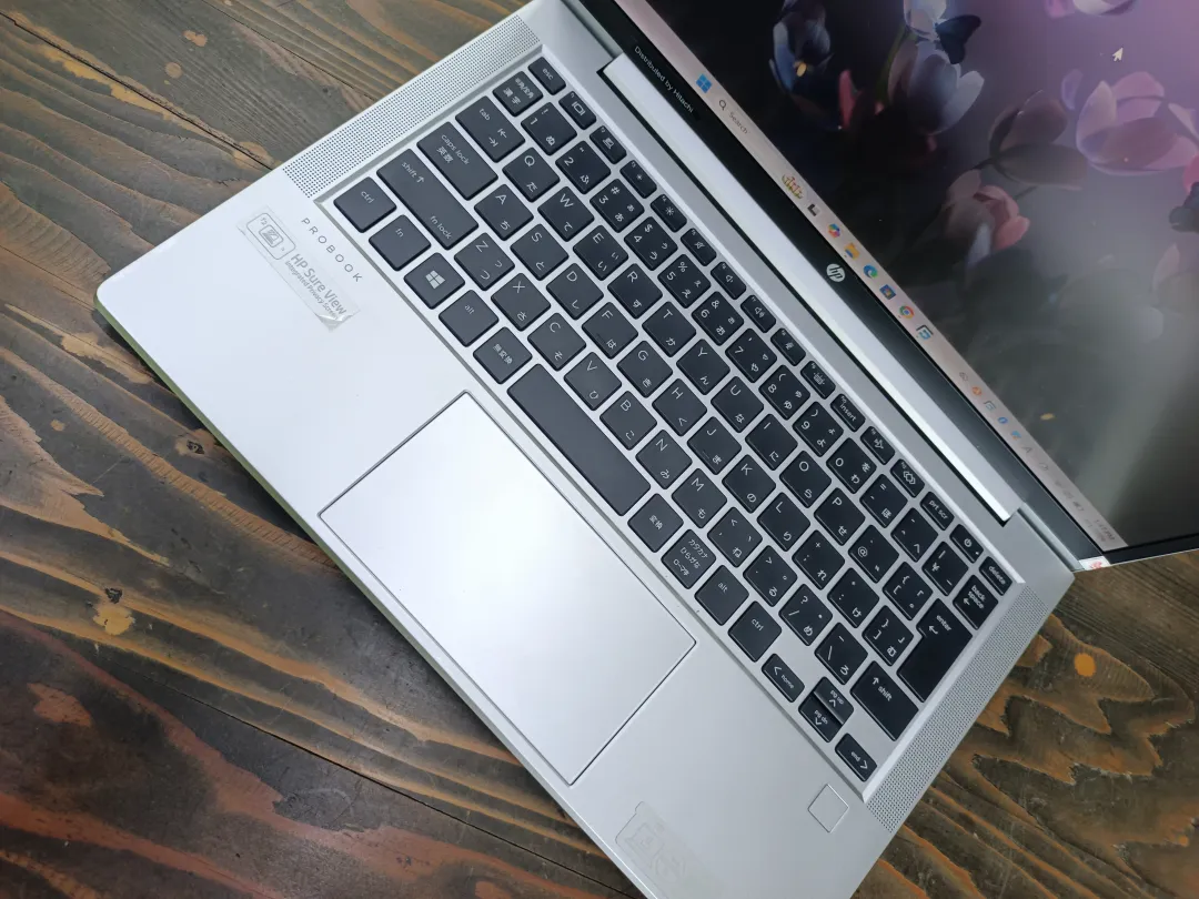 HP Probook 635 Aero G7 foto 2