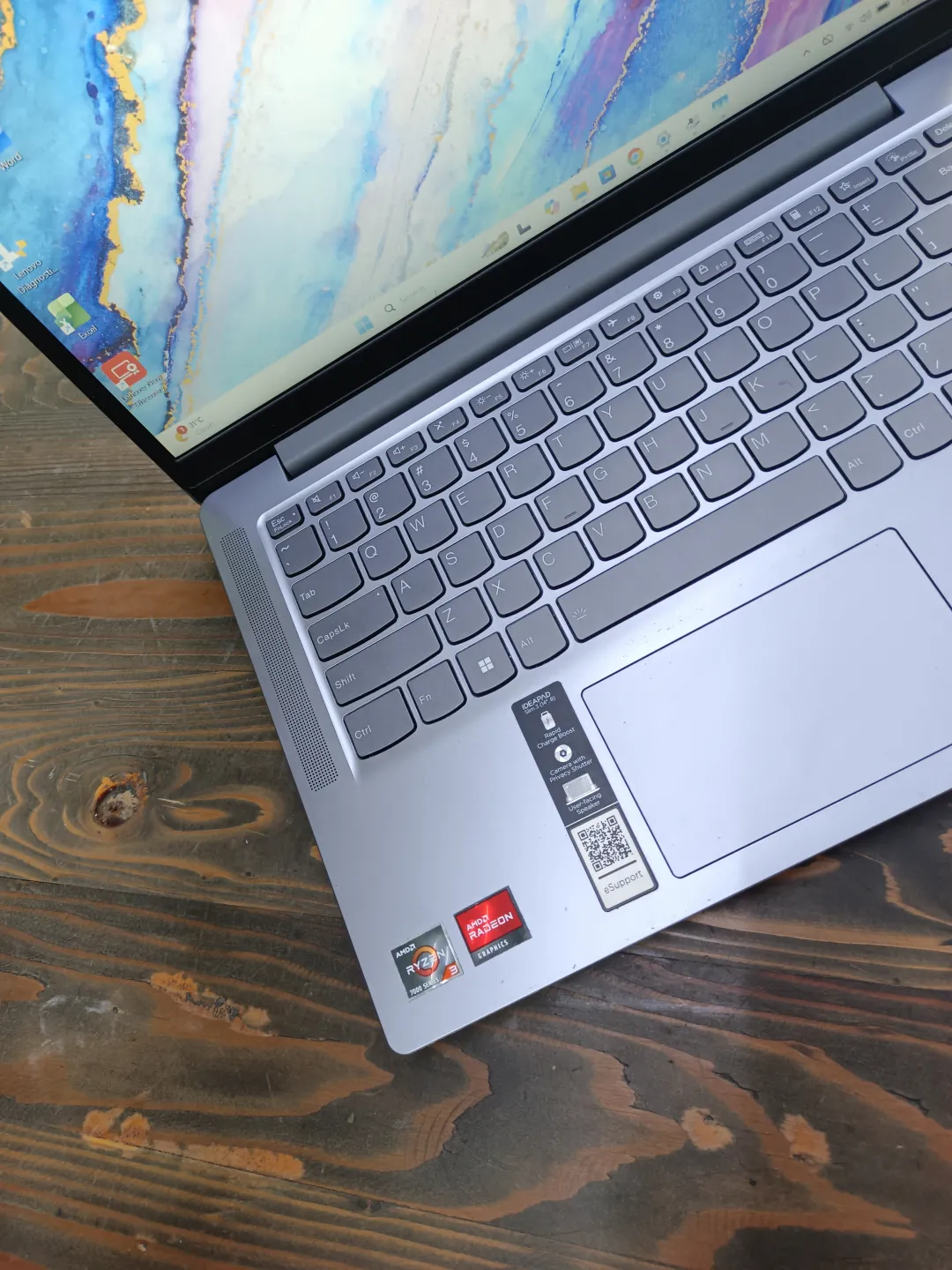 Lenovo Ideapad Slim 3 foto 2
