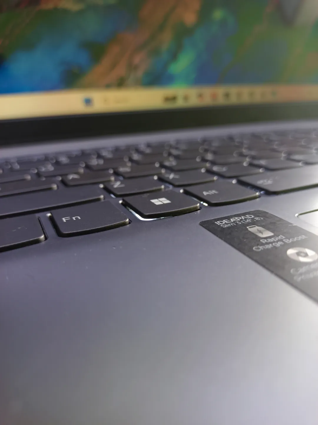 Lenovo Ideapad Slim 3 foto 3