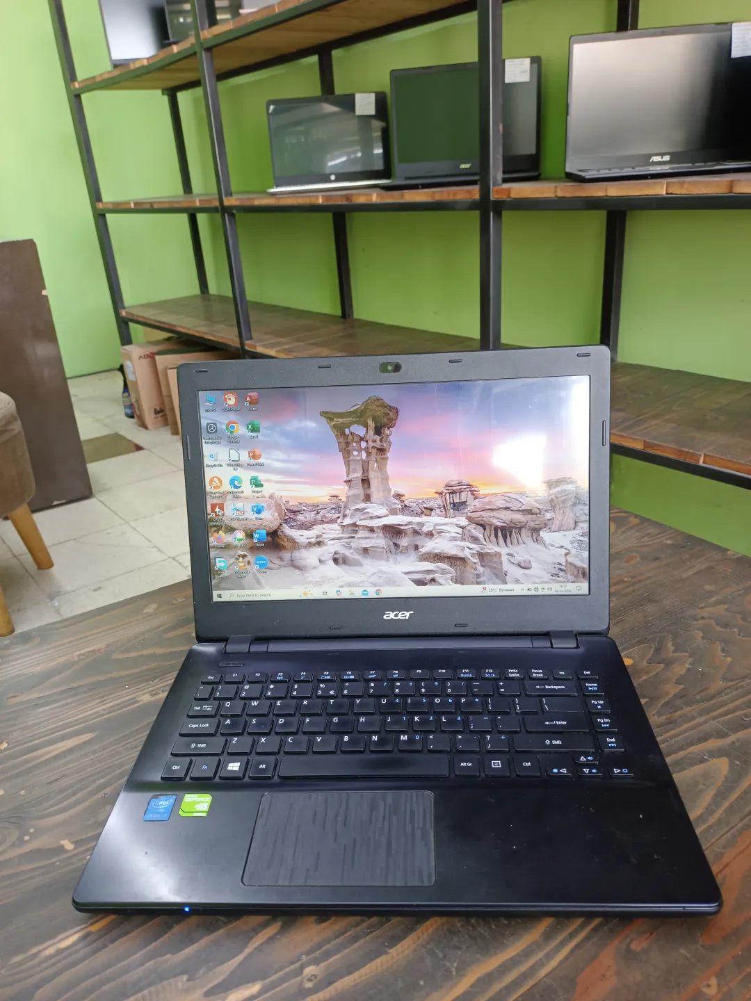 Acer Travelmate foto 4
