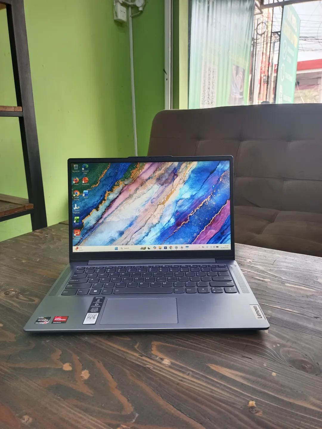 Lenovo Ideapad Slim 3