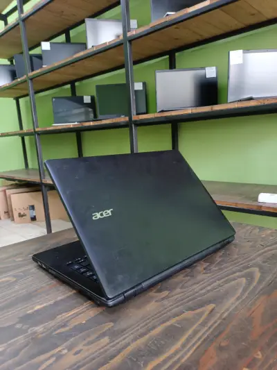 Laptop ACER Travelmate Core i5-5500u 6gb Ssd 120gb Hardisk 500gb second di Jogja