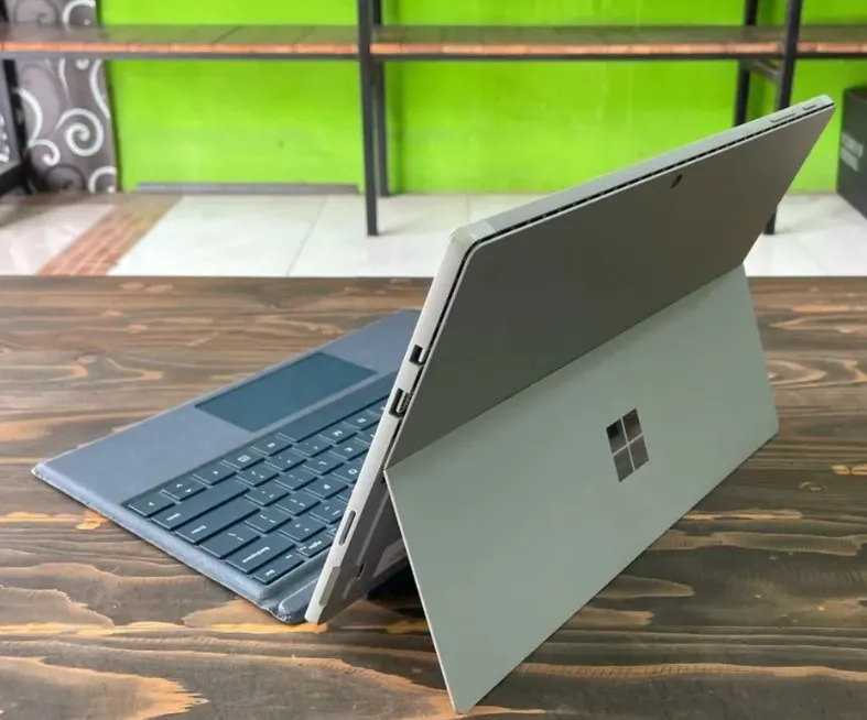 Laptop Hemat Listrik Tapi Ngebut: Uji Nyata Intel  vs Ryzen